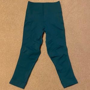 Lulu lemon capri leggings